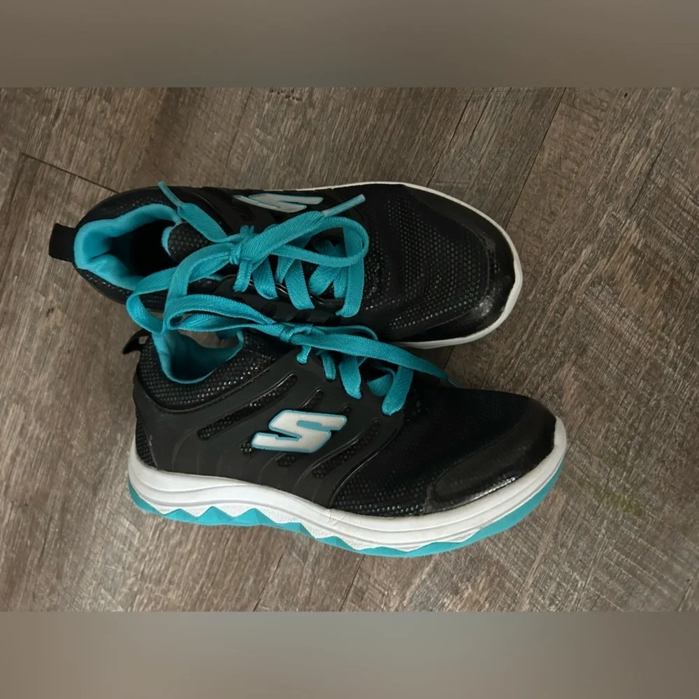 Skechers Black and Teal Athletic Shoes size 13.5 c
